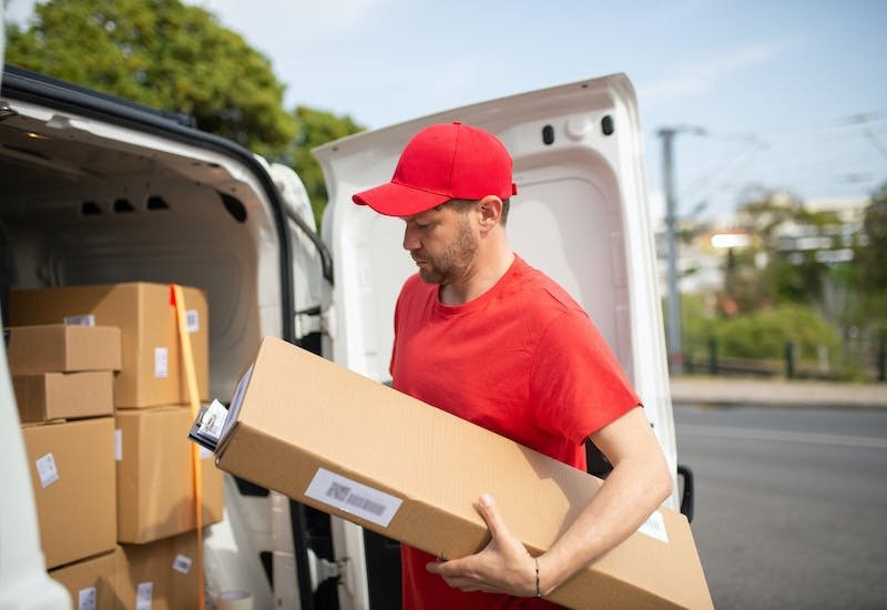 office movers and packers in dubai